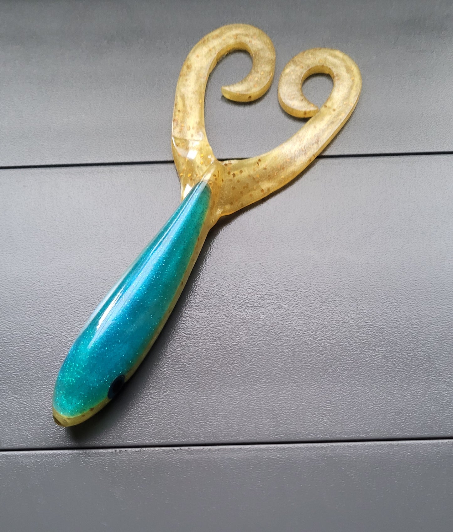 Cleopatra Frog-Tail